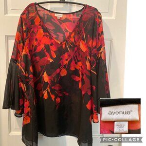 2 Avenue Shear Blouses 18/20